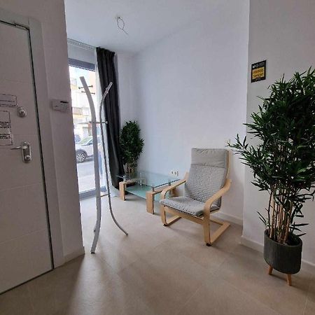 Moderno Apartamento 3 En Calle Marmoles Malaga Exterior photo